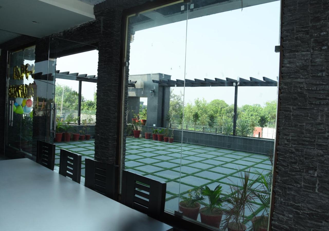 Hotel Shanti Vilas Baran Extérieur photo